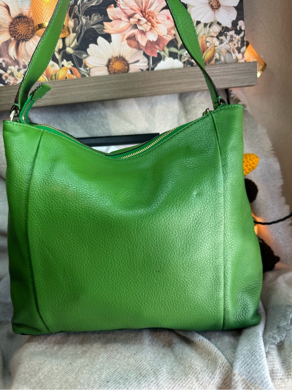 kate spade Bright Green Leather Shoulder Bag - Picture 2 of 6